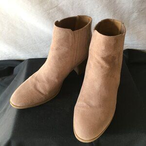 Qupid Slip on Booties